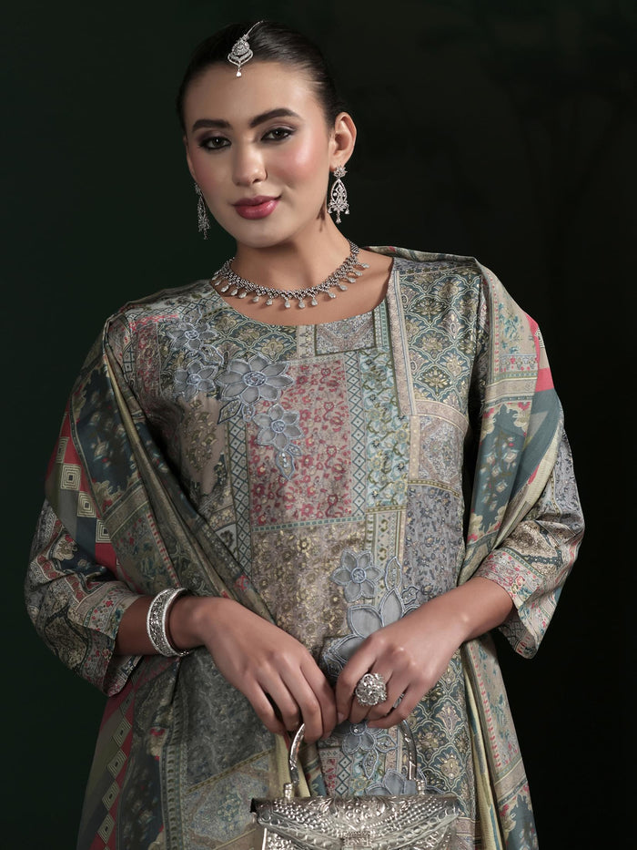 Women Chanderi Grey Embroidered Kurta Comfort Pant Dupatta.