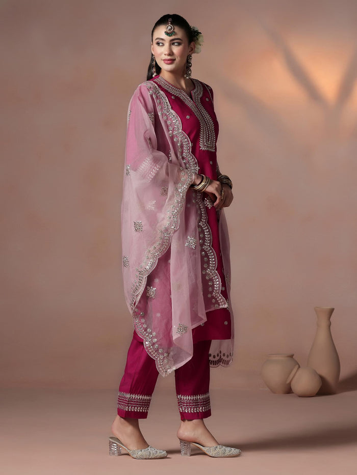 Women Chanderi Pink Embroidered Kurta Comfort Pant Dupatta.