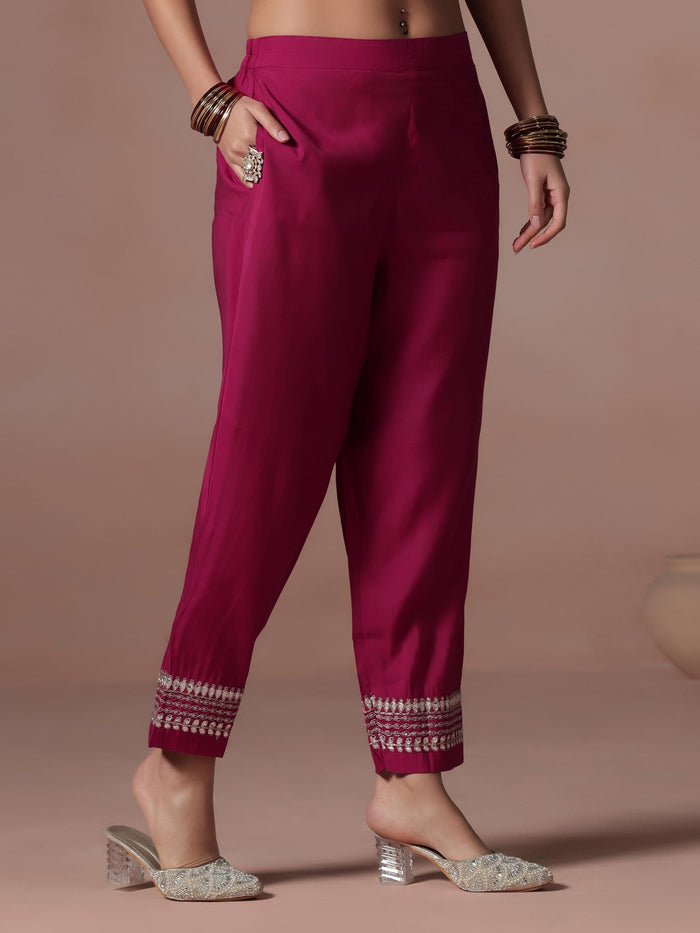 Women Chanderi Pink Embroidered Kurta Comfort Pant Dupatta.