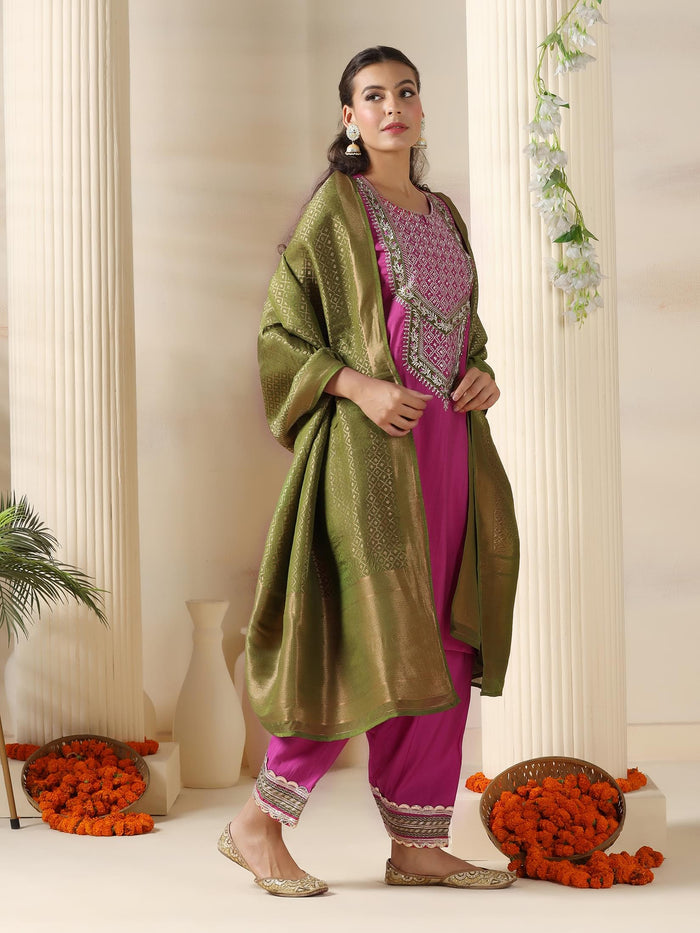 Women Chanderi Pink Embroidered Kurta Salwar Jacquard Dupatta.