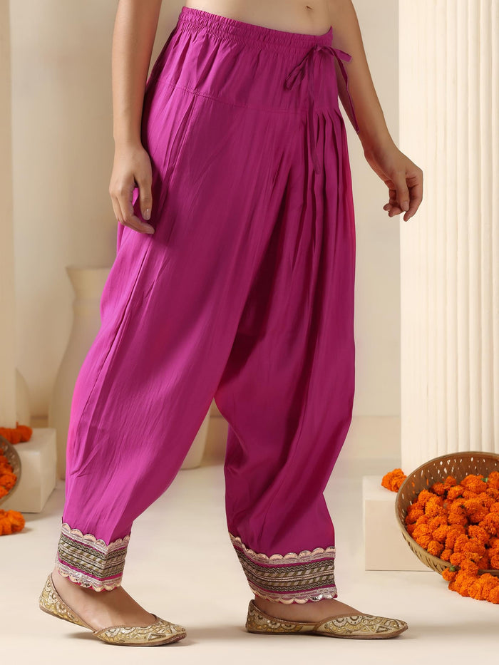 Women Chanderi Pink Embroidered Kurta Salwar Jacquard Dupatta.