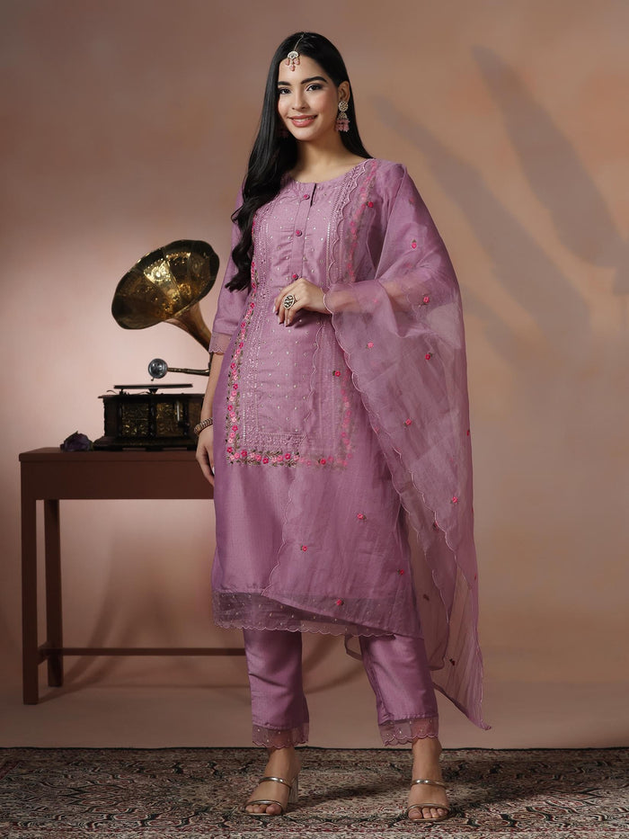 Women Chinon Lilac Embroidered Kurta Comfort Pant Dupatta.