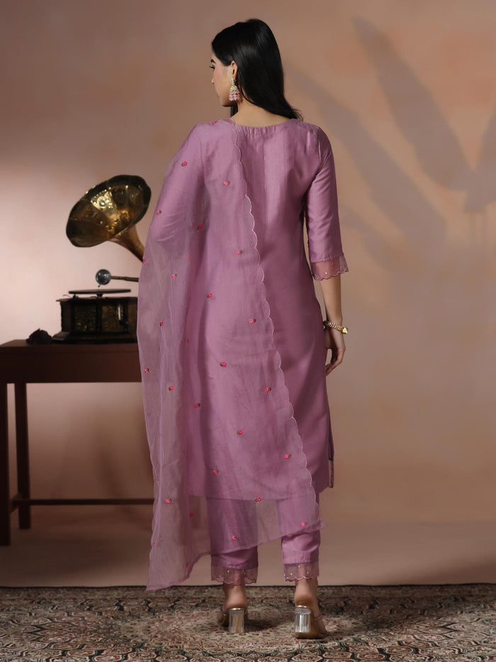 Women Chinon Lilac Embroidered Kurta Comfort Pant Dupatta.