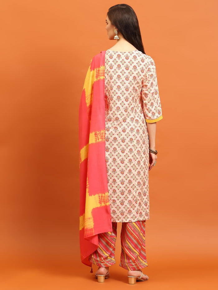 Women Coral Floral Printed Kurta Trouser Dupatta.