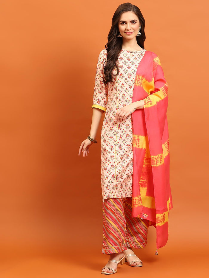 Women Coral Floral Printed Kurta Trouser Dupatta.
