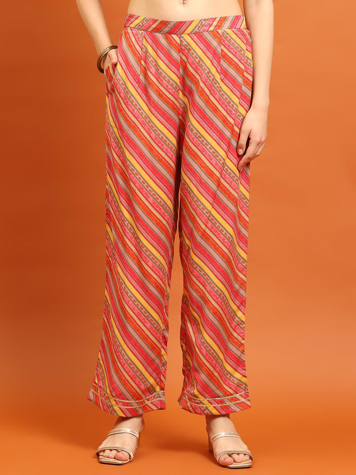 Women Coral Floral Printed Kurta Trouser Dupatta.