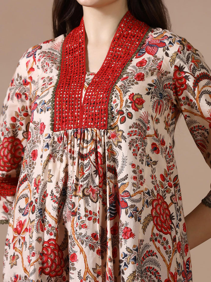 Women Cotton Beige Floral Print Kurta.
