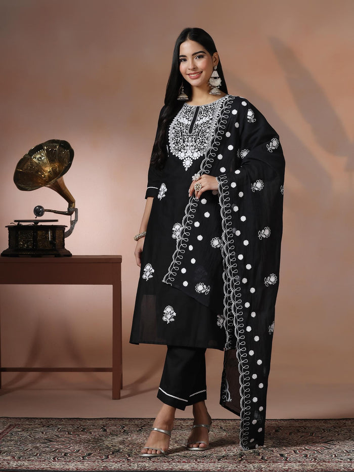 Women Cotton Black Embroidered Kurta Comfort Pant Dupatta.