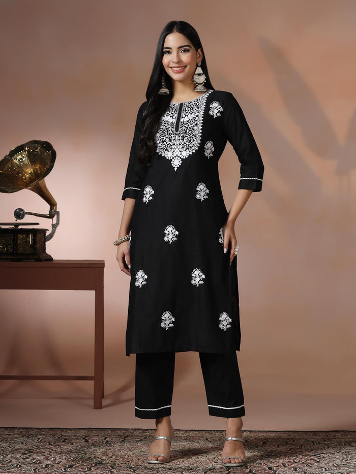 Women Cotton Black Embroidered Kurta Comfort Pant Dupatta.