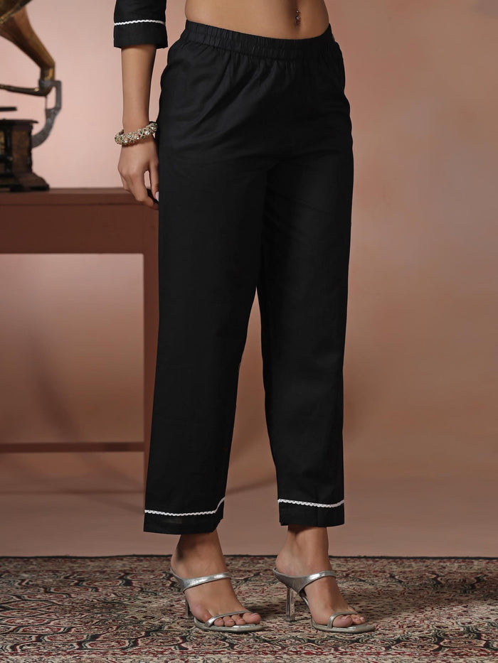 Women Cotton Black Embroidered Kurta Comfort Pant Dupatta.