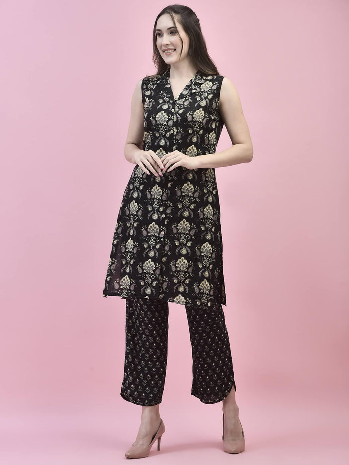 Women Cotton Black Floral Print Kurta With Comfort Pant.