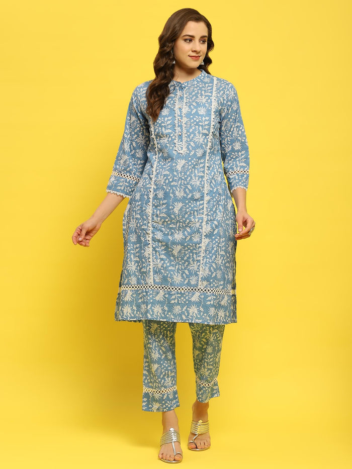 Women Cotton Blue Floral Print Kurta With Trouser.