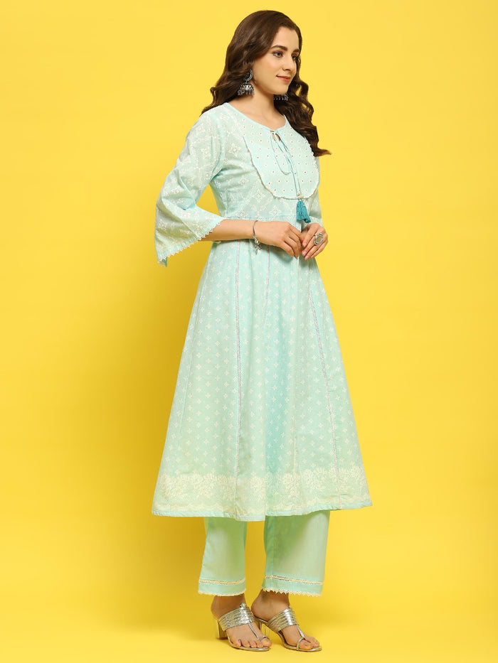 Women Cotton Blue Geometric Print Kurta Comfort Pant Dupatta.
