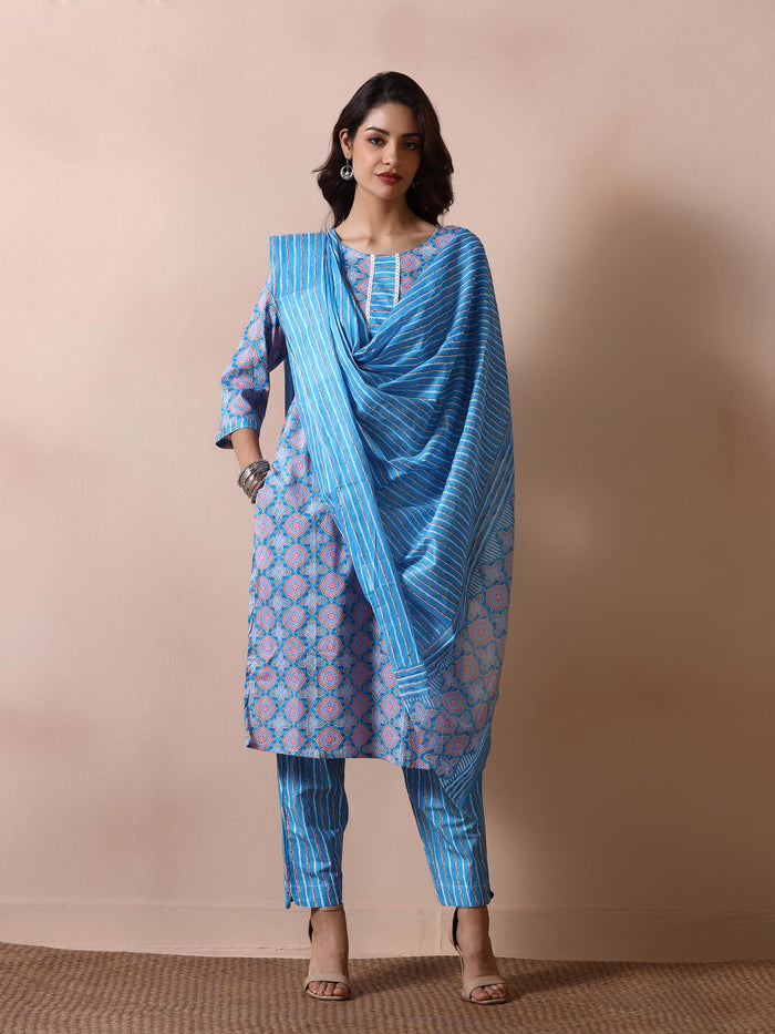 Women Cotton Blue Printed Kurta Trouser With Dupatta.