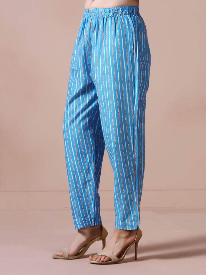 Women Cotton Blue Printed Kurta Trouser With Dupatta.