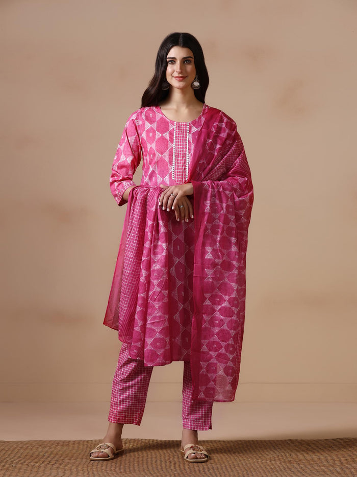 Women Cotton Fuchsia Printed Kurta Trouser Dupatta.