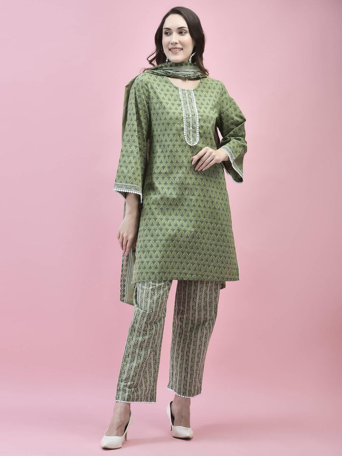 Women Cotton Green Floral Print Kurta Comfort Pant Dupatta.