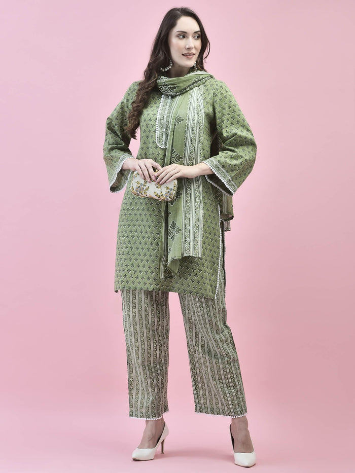 Women Cotton Green Floral Print Kurta Comfort Pant Dupatta.