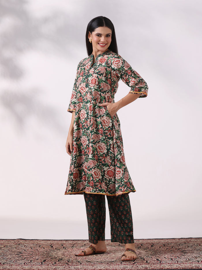 Women Cotton Green Printed Kurta With Comfort Pant