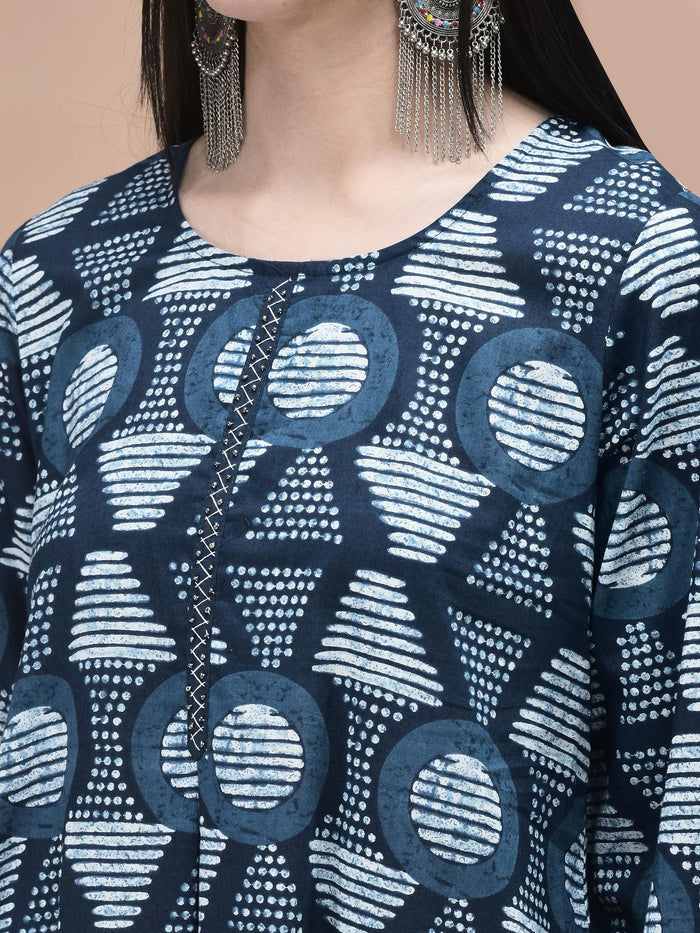 Women Cotton Indigo Geometric Print Kurta Comfort Pant Dupatta.