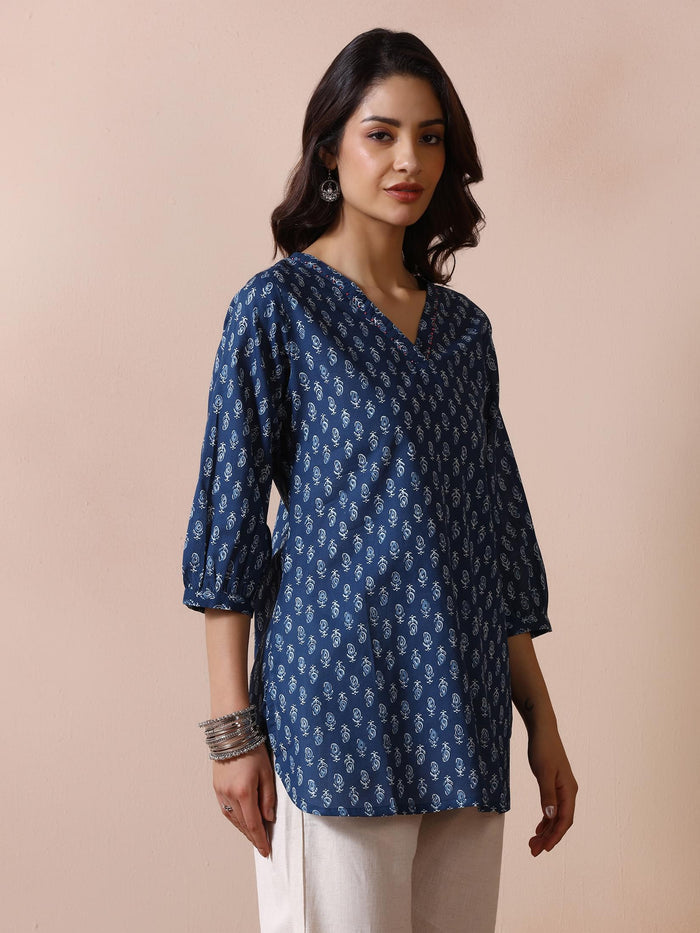 Women Cotton Indigo Printed Tunic.