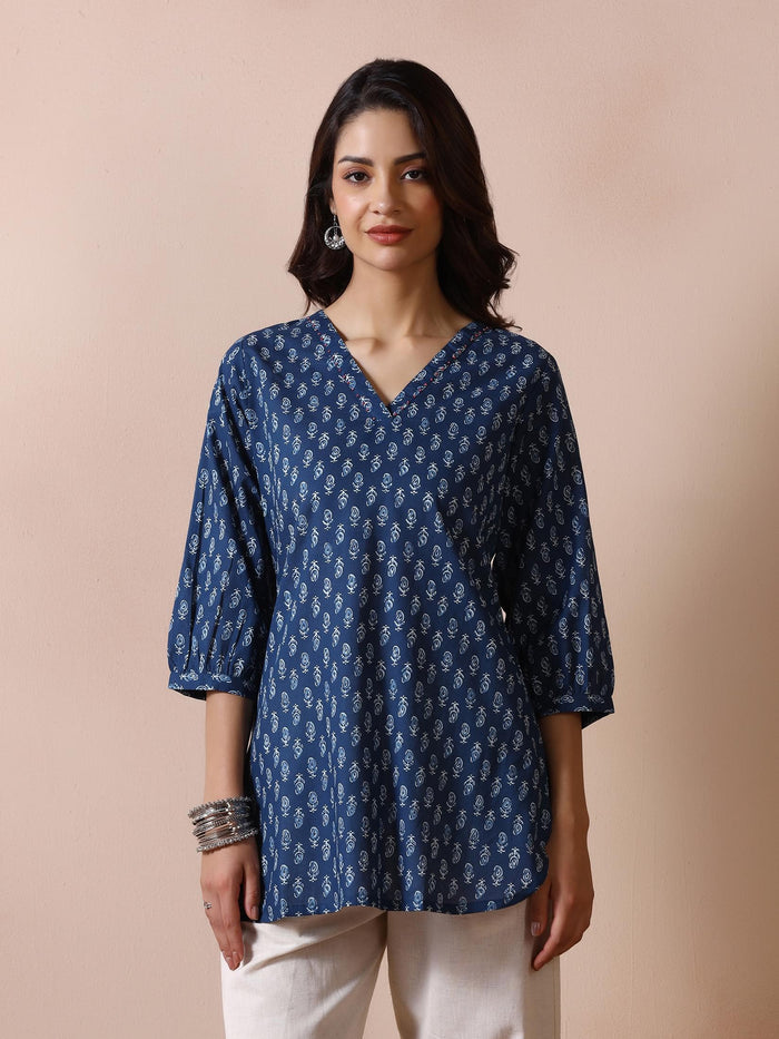 Women Cotton Indigo Printed Tunic.