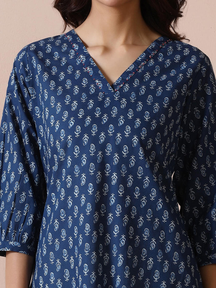Women Cotton Indigo Printed Tunic.