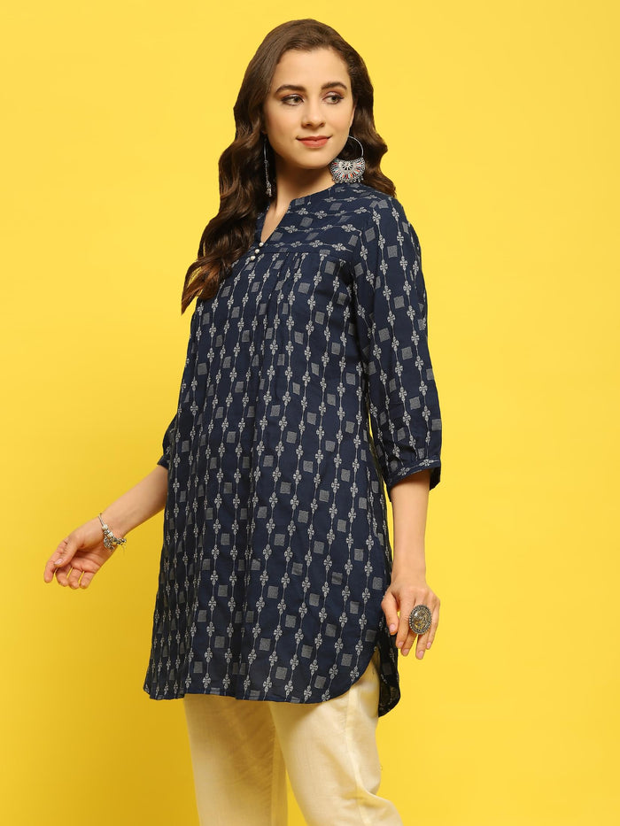 Women Cotton Indigo Yarn Dyed Kurti.