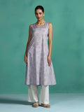 Women Cotton Lilac Floral Print Kurta.