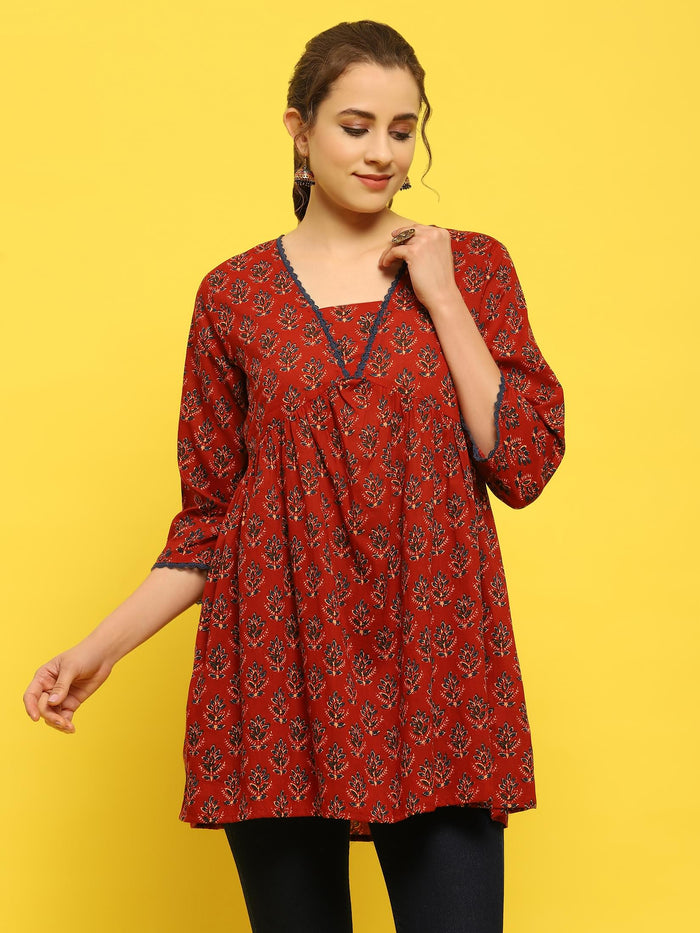 Women Cotton Maroon Floral Print Tunic.