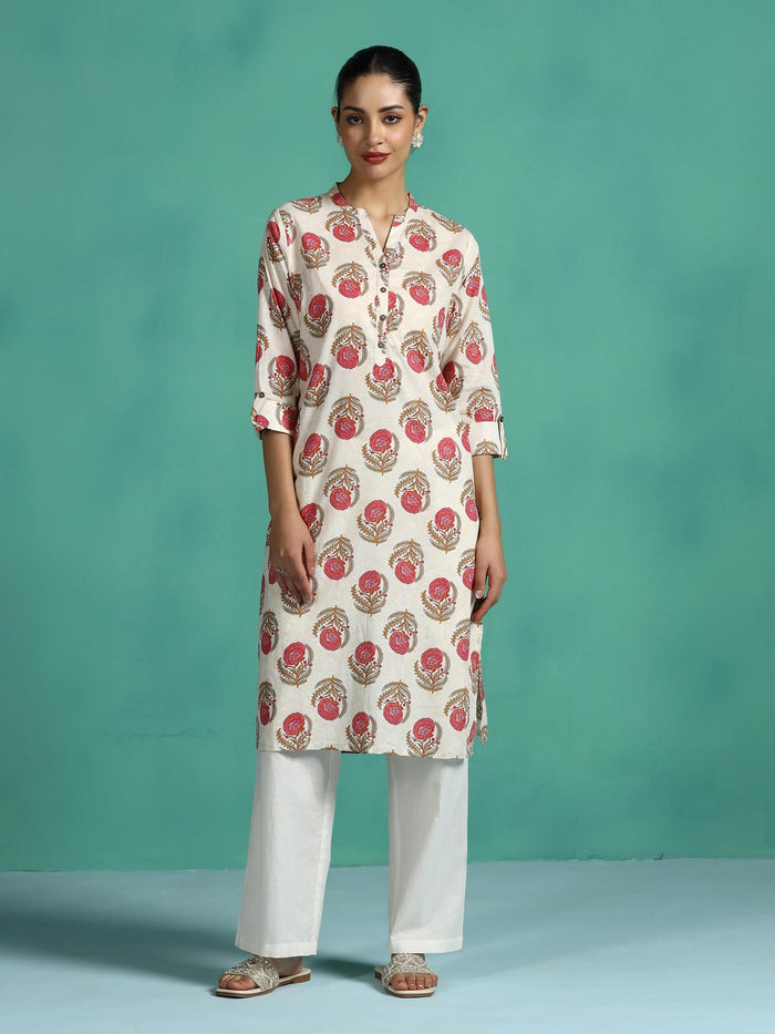 Women Cotton Off white and Pink Floral Print Kurta.