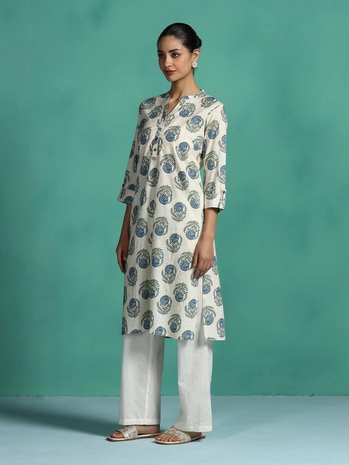 Women Cotton Off white and Teal Floral Print Kurta.