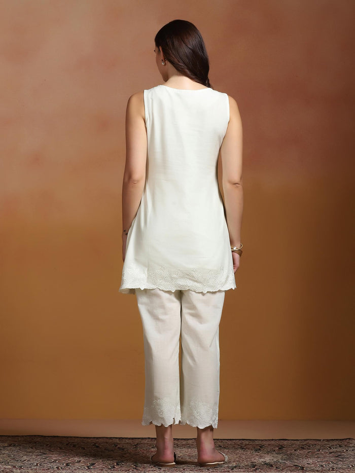 Women Cotton Off White Embroidered Co-Ord Set.