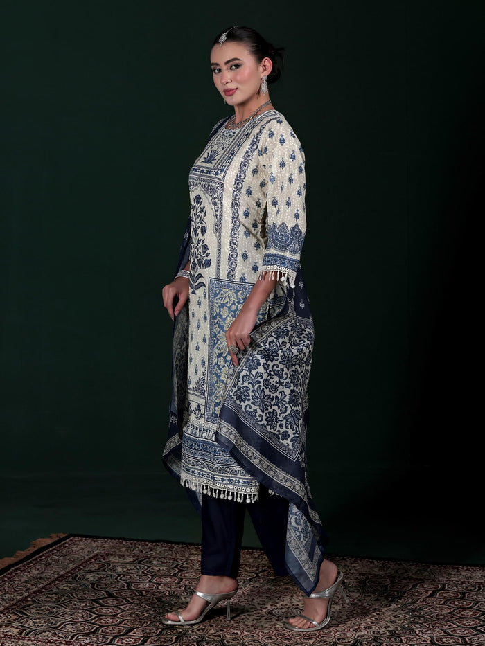 Women Cotton Off White Embroidered Kurta Comfort Pant Dupatta.