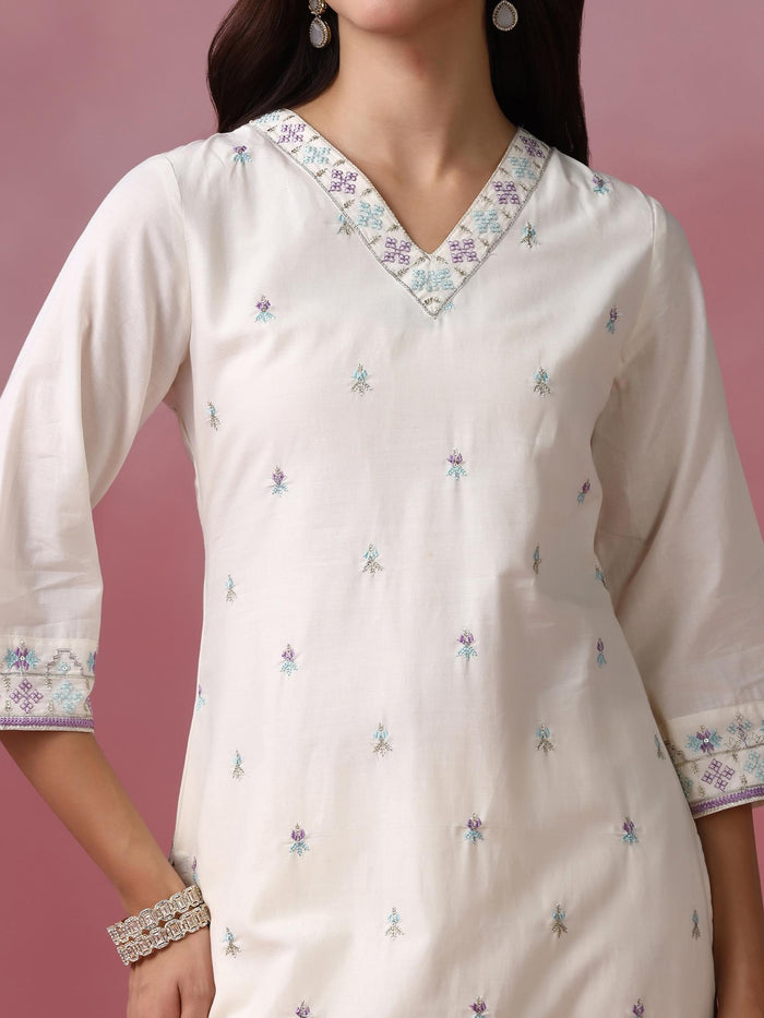 Women Cotton Off White Embroidered Kurta Comfort Pant Dupatta.