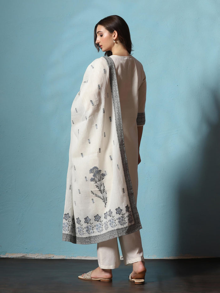 Women Cotton Off White Jacquard Kurta Comfort Pant Dupatta.