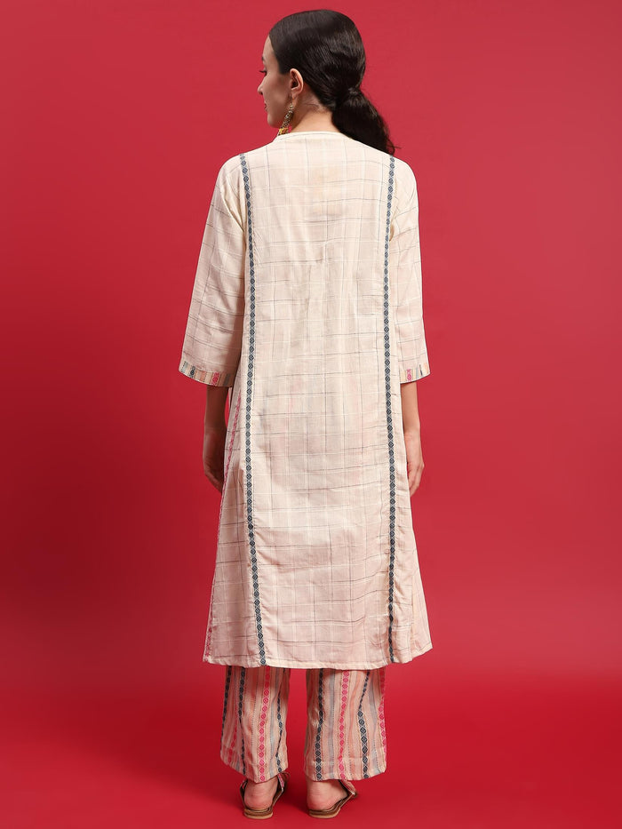 Women Cotton Off White Yarn Dyed Kurta With Comfort Pant.