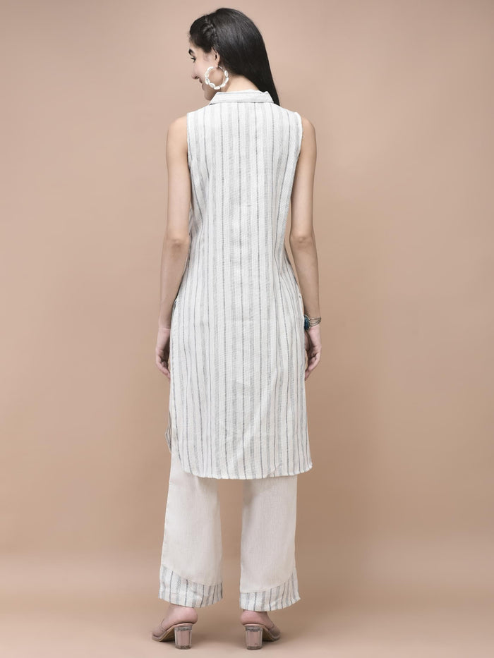 Women Cotton Off White Yarn Dyed Kurta With Comfort Pant.
