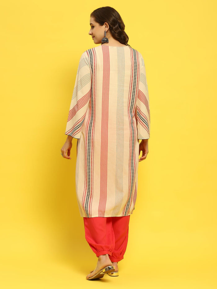 Women Cotton Off White Yarn Dyed Kurta With Harem Pant.