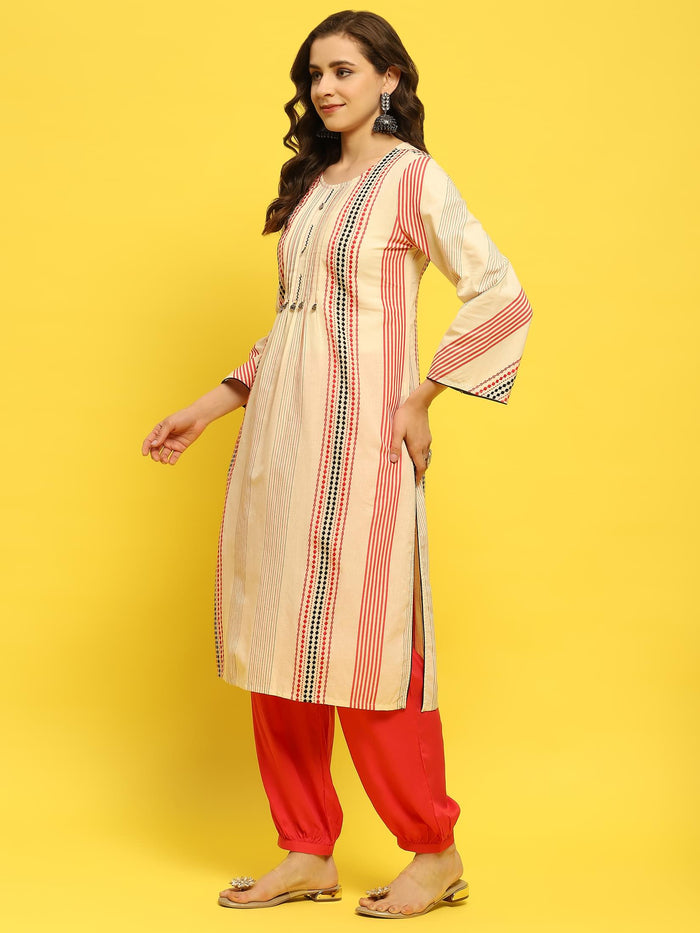 Women Cotton Off White Yarn Dyed Kurta With Harem Pant.