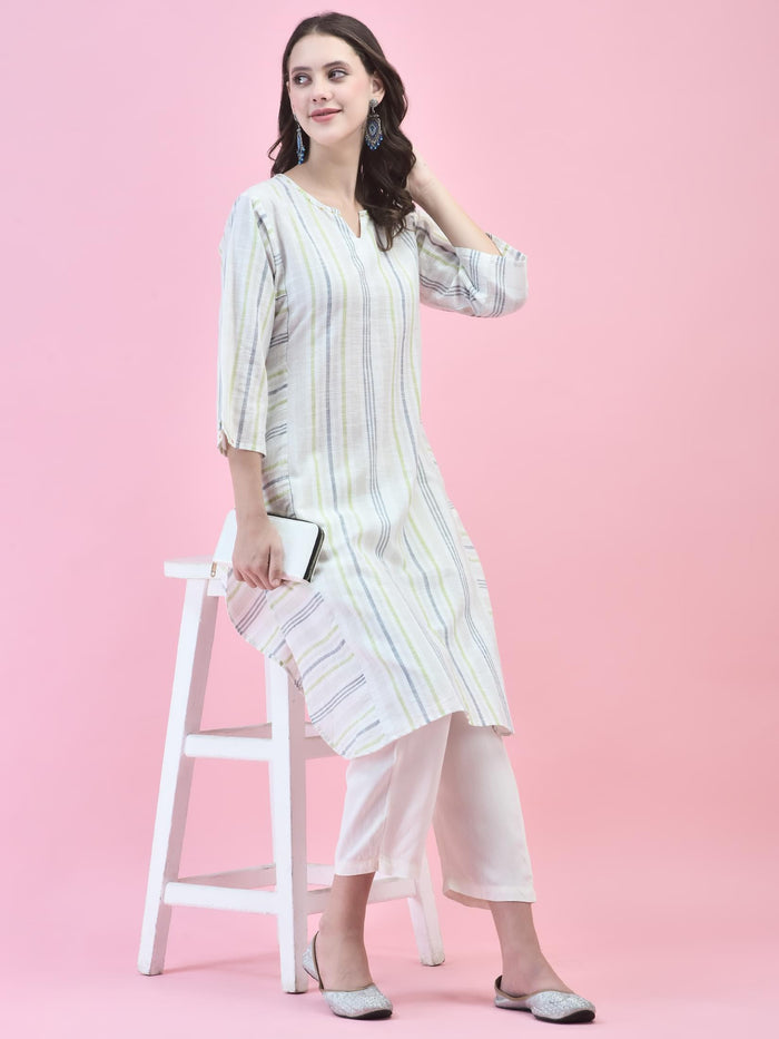 Women Cotton Off White Yarn Dyed Kurta.