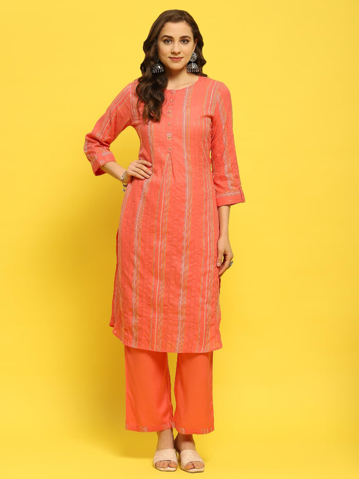 Women Cotton Peach Yarn Dyed Kurta With Comfort Pant.