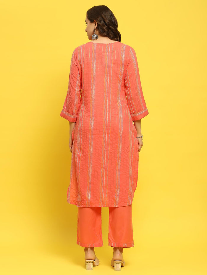 Women Cotton Peach Yarn Dyed Kurta With Comfort Pant.