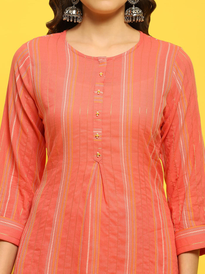 Women Cotton Peach Yarn Dyed Kurta With Comfort Pant.