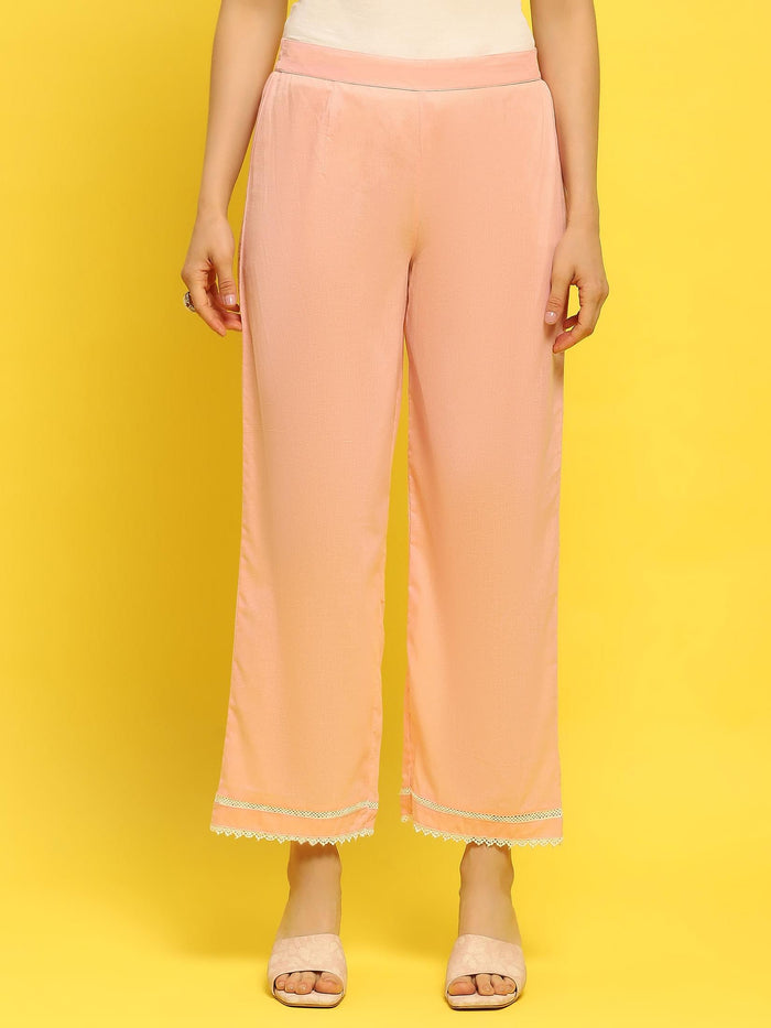 Women Cotton Pink Geometric Print Kurta Comfort Pant Dupatta.
