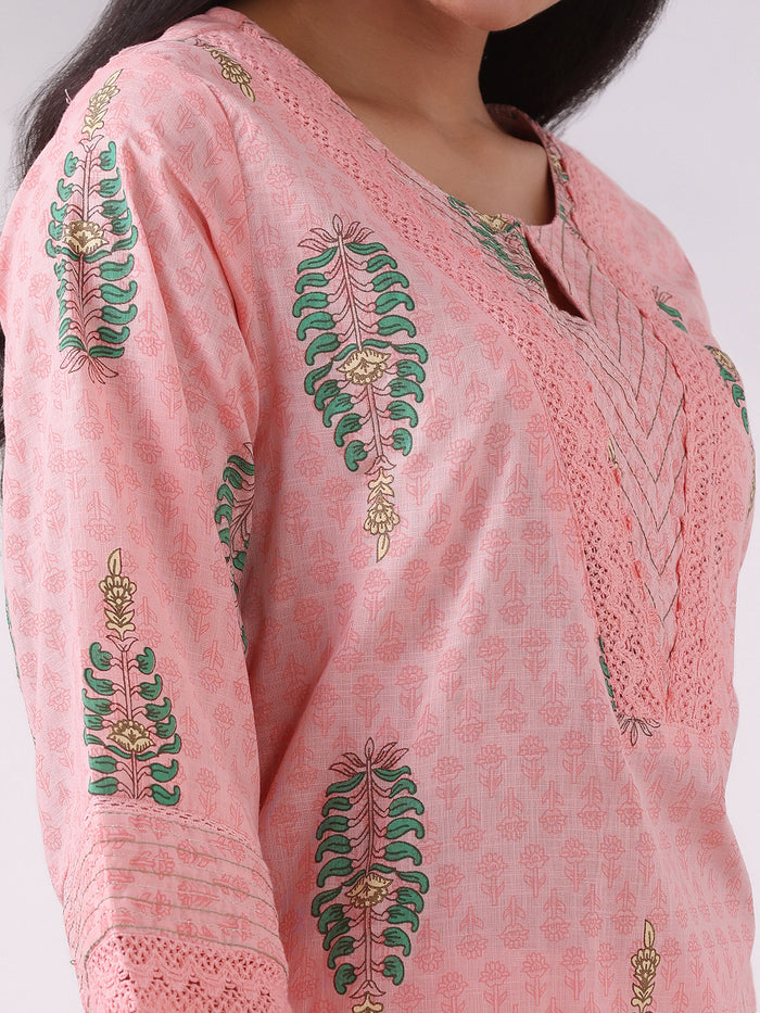 Women Cotton Pink Printed Kurta With Comfort Pant