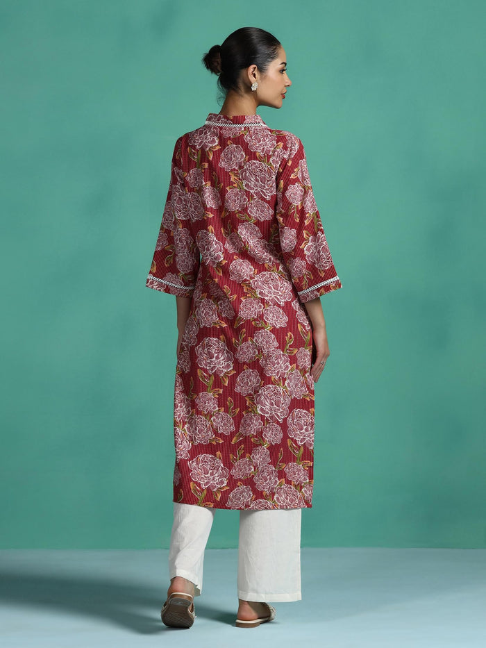 Women Cotton Red Floral Print Kurta.