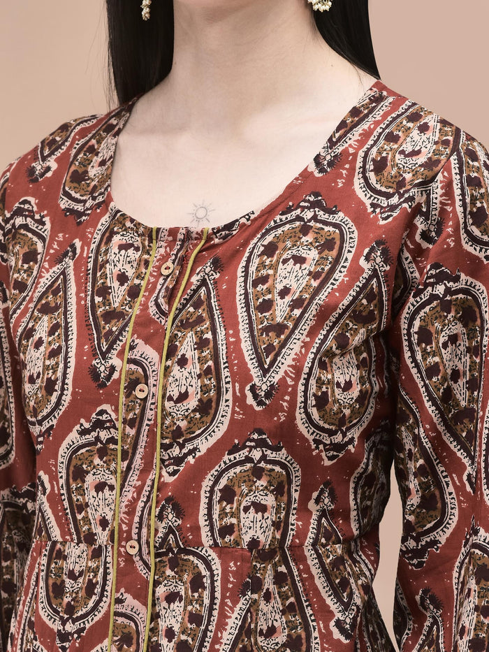 Women Cotton Rust Geometric Print Kurta Comfort Pant Dupatta.
