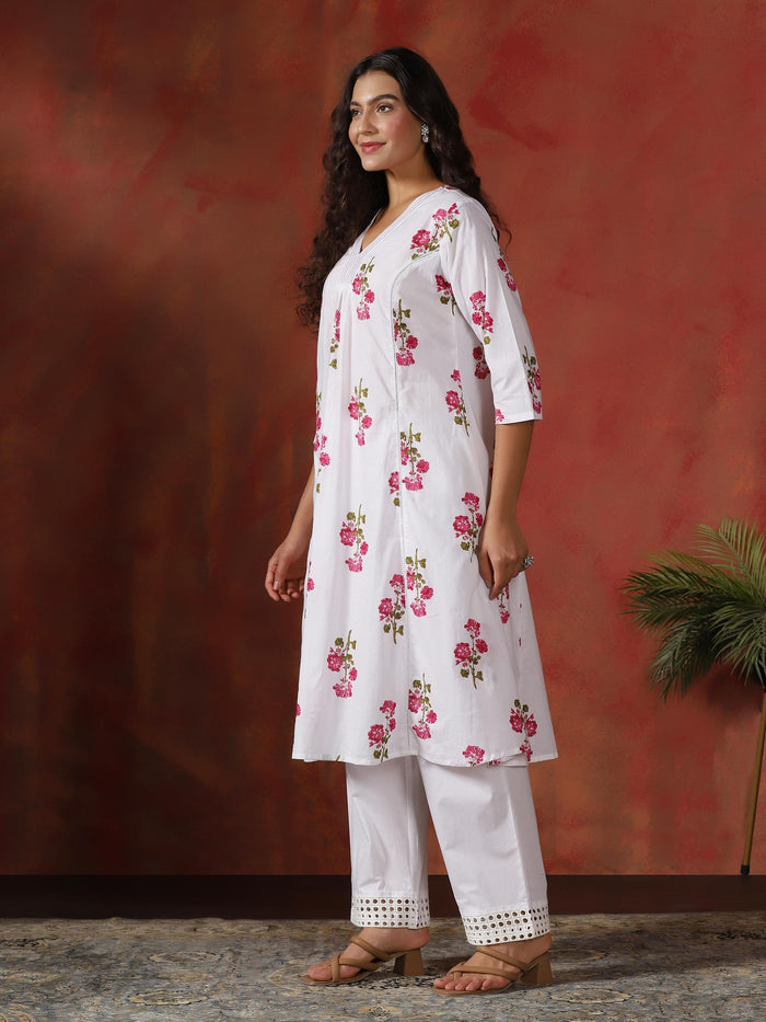 Women Cotton White Floral Print Co-Ord Set.
