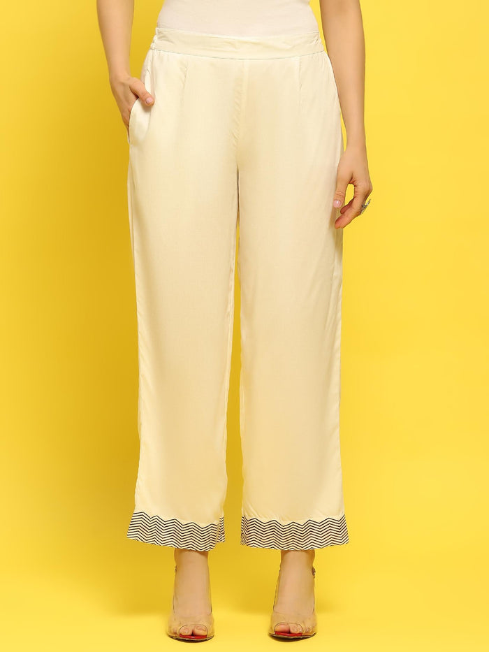 Women Cotton White Floral Print Kurta Comfort Pant Dupatta.